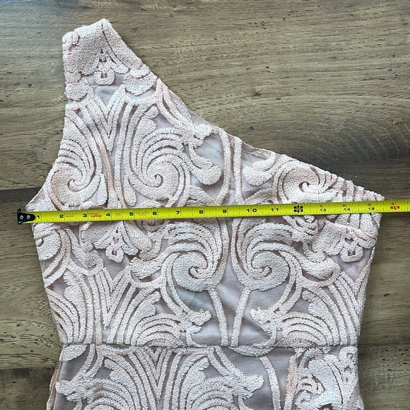 NWT Lulus Madina Blush Pink Sequin One-Shoulder Bodycon Mini Dress - Picture 12 of 16